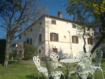 Indipendente - Villa a Monte San Quirico, Lucca