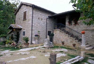 Indipendente - Casale a Ascoli Piceno