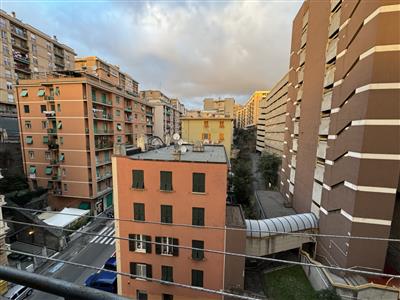 Appartamento - Quadrilocale a Sampierdarena, Genova