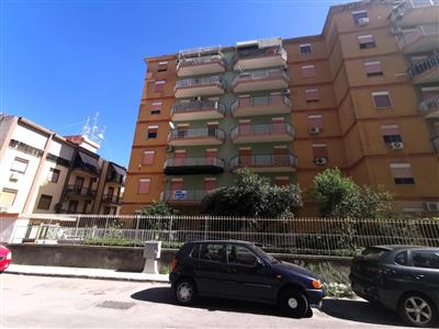 Appartamento a ZISA, Palermo