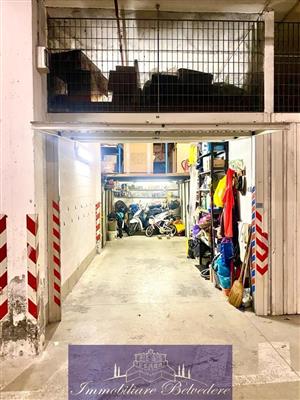 Garage / Posto Auto - Singolo a Novoli, Firenze