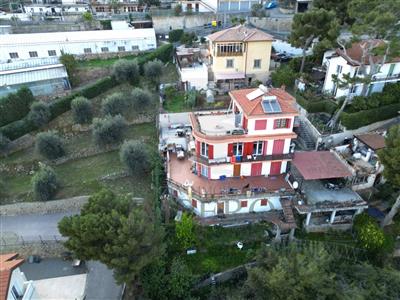 Semindipendente - Porzione di casa a Seglia, Ventimiglia