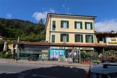 Locale commerciale - 1 Vetrina a Latte, Ventimiglia