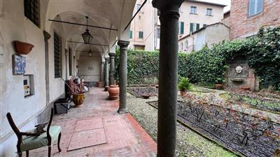 Appartamento - buone condizioni a Centro storico, Lucca