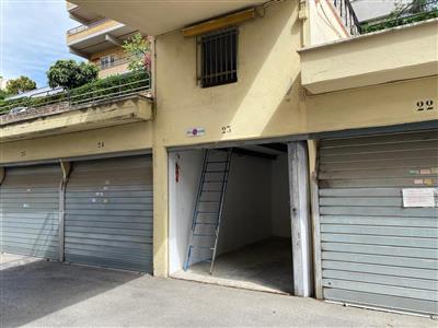 Garage / Posto Auto - Singolo a Portuense, Roma