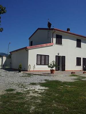 Colonica/casale in buono stato di 140 mq. a Riglione Oratoio