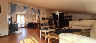 Appartamento in buono stato di 180 mq. a Castellina Scalo