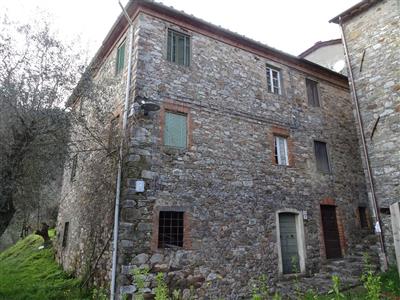 Terratetto in buono stato di 120 mq. a Villa Roggio