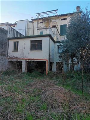 Casa semindipendente in buono stato di 250 mq. a San Marco
