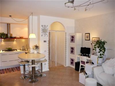 Appartamento in buono stato di 59 mq. a Castellina Scalo