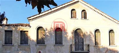 Villa/Casa singola residenziale da ristrutturare Mogliano Veneto