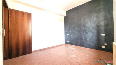 6829323_vendita-appartamenti-siena-rif-lbc-1844-bilocale-in-zona-mlbkpqj8.jpeg