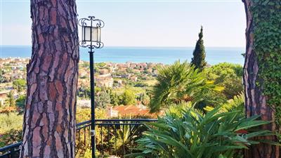 6984981_vendita-ville-imperia-rif-v10133-villa-vista-mare-in-prima-collina-di-bordighera-fwcvjq7g.jpg