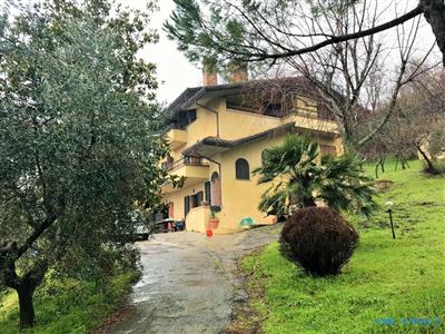 Villa in Vendita a Gemmano