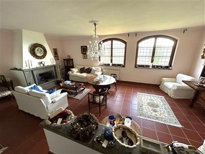 7014273_vendita-villa-rieti-rif-npq-675-villa-nelle-campagne-sabine-sqw3tepf.jpg