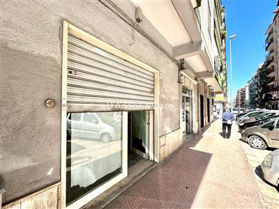 Negozio/locale commerciale in Vendita a Taranto