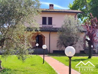 7154719_vendita-ville-rieti-rif-vvq-164-villa-indipendente-con-piscina-e-awau3kvc.jpg