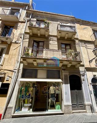 7299518_vendita-case-indipendenti-messina-rif-719-affascinante-palazzo-z7iotqwb.JPEG