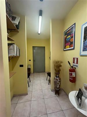 7319940_vendita-locale-napoli-rif-176-centro-gallery-locale-elipai5q.jpeg