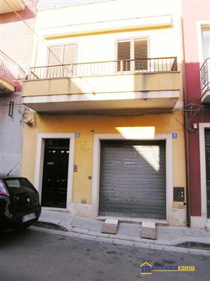 7367927_vendita-case-indipendenti-siracusa-rif-casa-del-centro-casa-del-centro-tkadsk3m.JPG