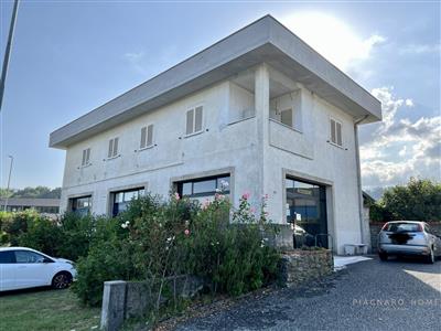 Casa indipendente in Vendita a Pontremoli