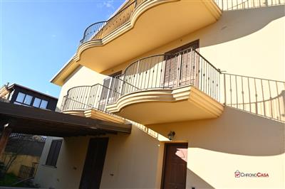 7489913_vendita-villa-singola-messina-rif-vs366-villa-singola-su-3-piani-mpj0abww.JPG