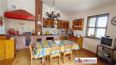 7503911_vendita-ville-palermo-rif-ca010vg-villa-indipendente-casteldaccia-jstf9dms.jpg