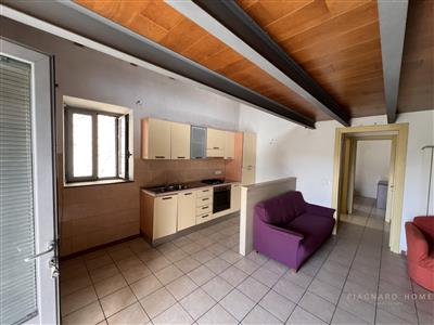 7669064_vendita-case-indipendenti-massa-carrara-rif-npv-283-casa-in-pietra-hqt3misv.JPG