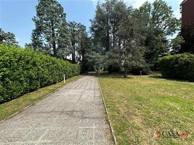 7693837_vendita-villa-milano-rif-arq-2739-villa-unifamiliare-con-giardino-v0gkieze.jpeg