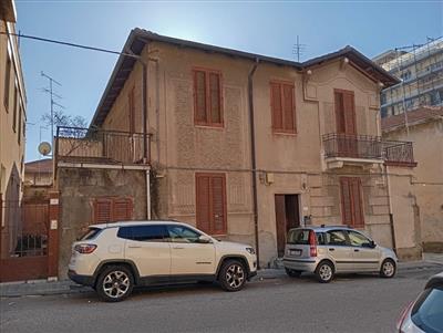 Casa indipendente in vendita a Reggio di Calabria S. Caterina