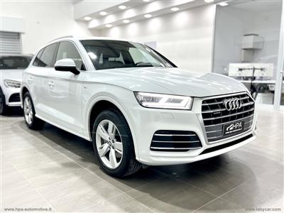 AUDI Q5 2.0TDI quattro S-tronic S-line