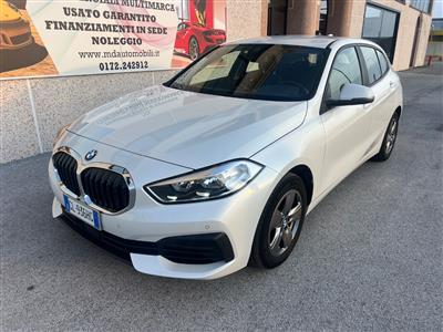 BMW 118i 5p. Advantage