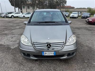 MERCEDES-BENZ A 180 CDI Elegance