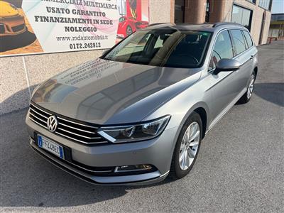 VOLKSWAGEN Passat Variant 2.0 TDI DSG Business BMT