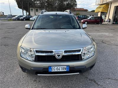 DACIA Duster 1.6 4x2 GPL Lauréate