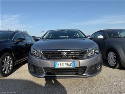 PEUGEOT 308 BlueHDi 130 S&S EAT8 SW Business