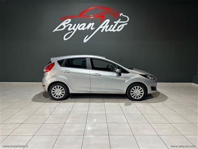 FORD Fiesta 1.5 TDCi 75CV 5p. Bl. & White Ed.