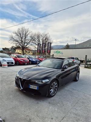 ALFA ROMEO Giulia  2.2 Turbodiesel 180 CV AT8 Super (07/2017)